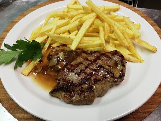 Teaser's Bar & Restaurant